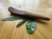 Santelipuu Gua Sha kaavin